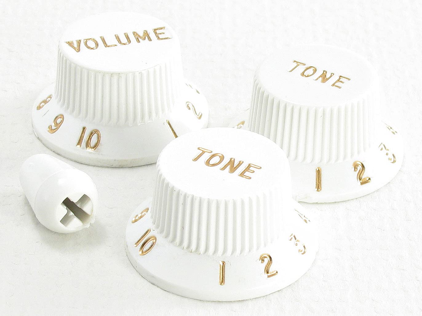 Amazon.com: ToneShaper Fender Knob Set, Strat, White